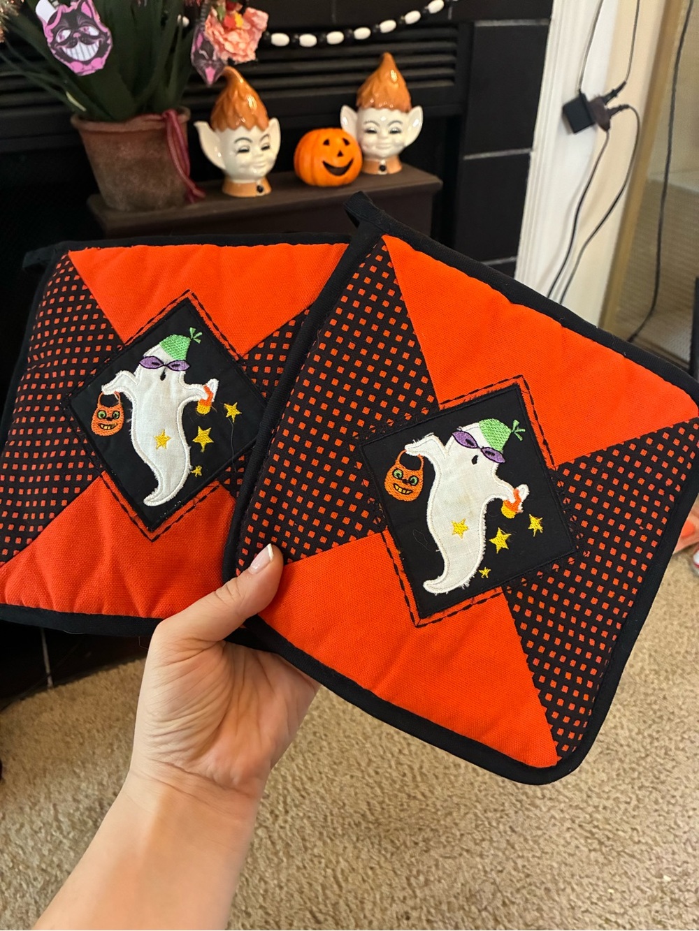 Set of (2) Orange & Black Ghost Pot Holders - High Quality